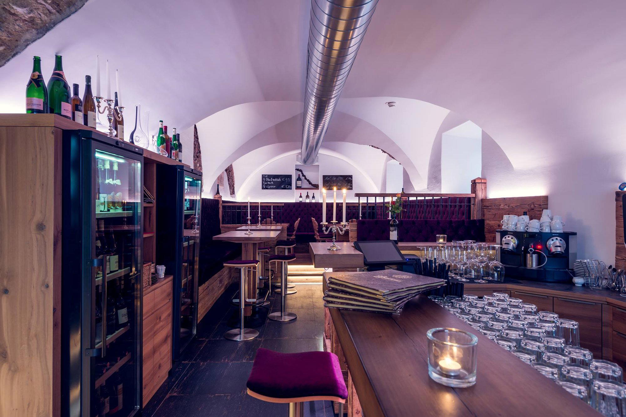 Stöcklwirt – Weinstube bar in Sankt Johann Im Pongau