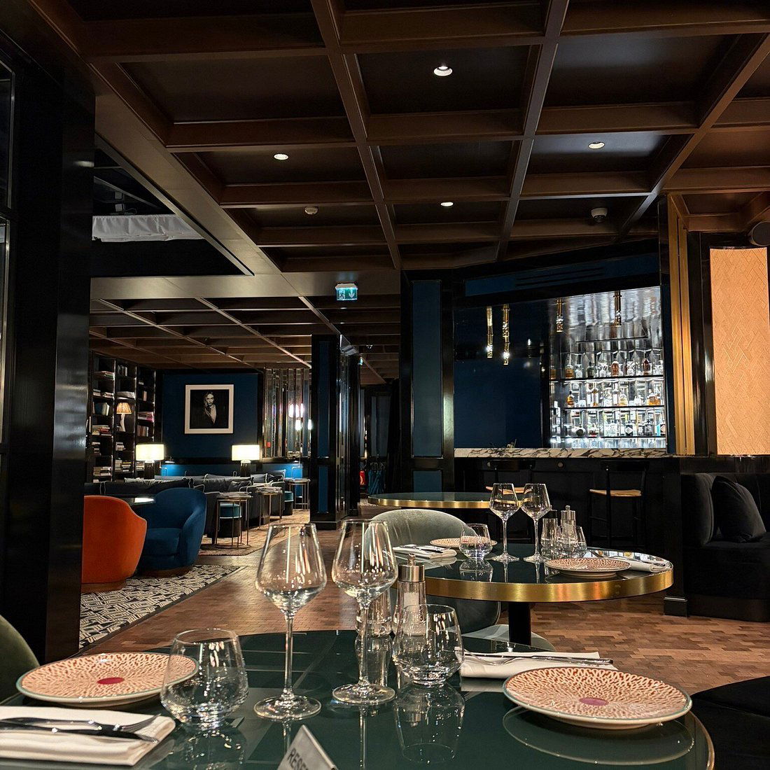 Maison 28, Bar in Paris