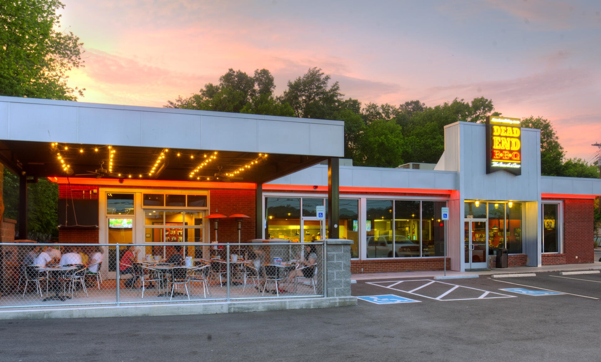 Dead End BBQ, Bar in Knoxville