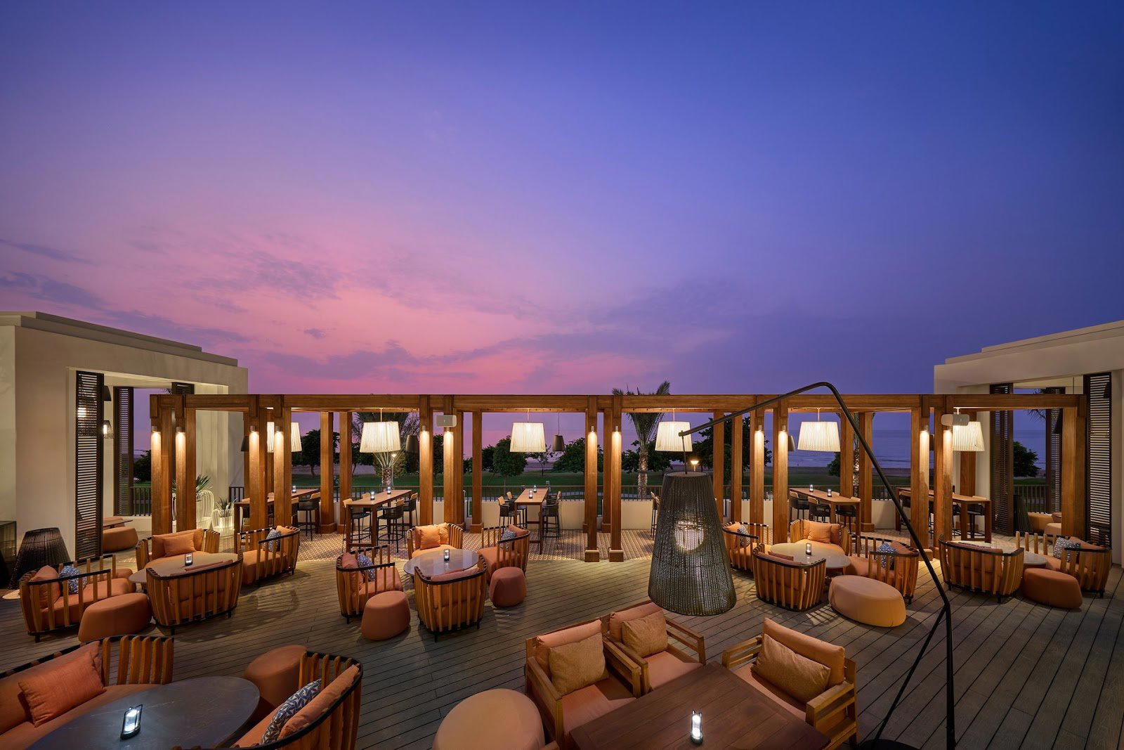 Sì Breeze bar in Muscat