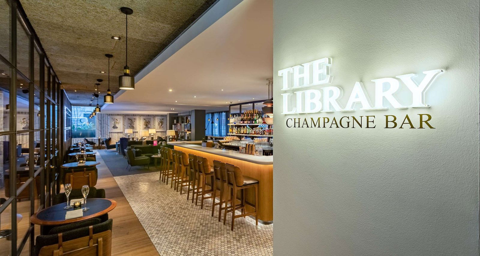 The Library Champagne Bar, Bar in Manchester