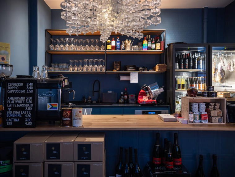 WINE IN THE HOOD, Wiesbaden, Germany