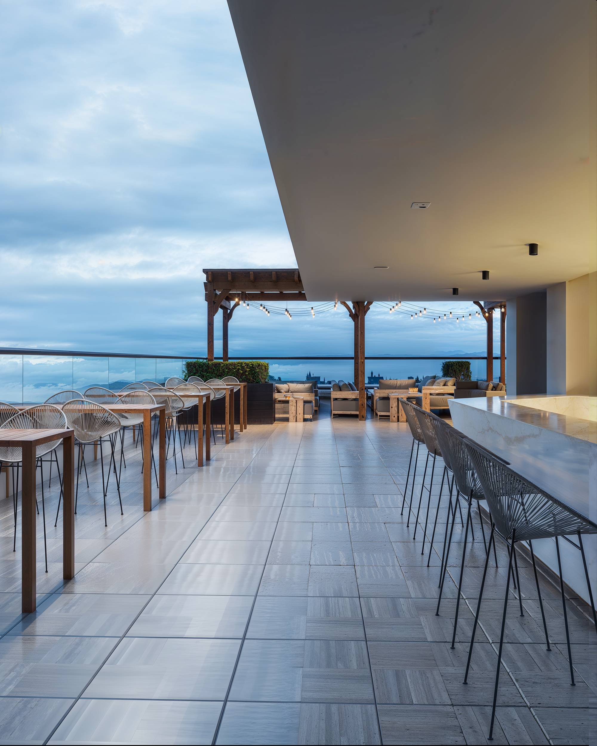 Solaire Rooftop, Bar in Richmond