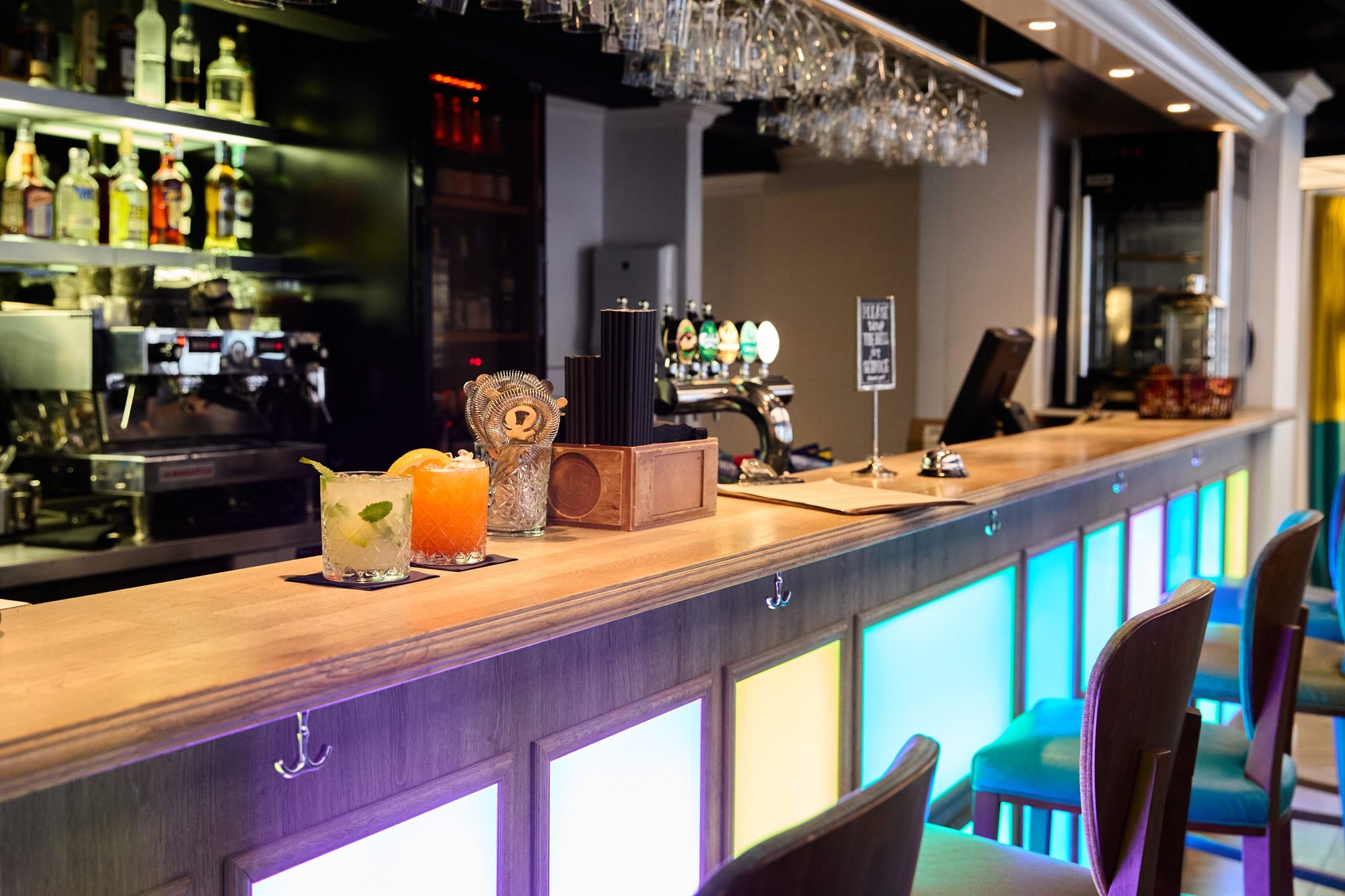 Absalon Bar, Bar in Copenhagen