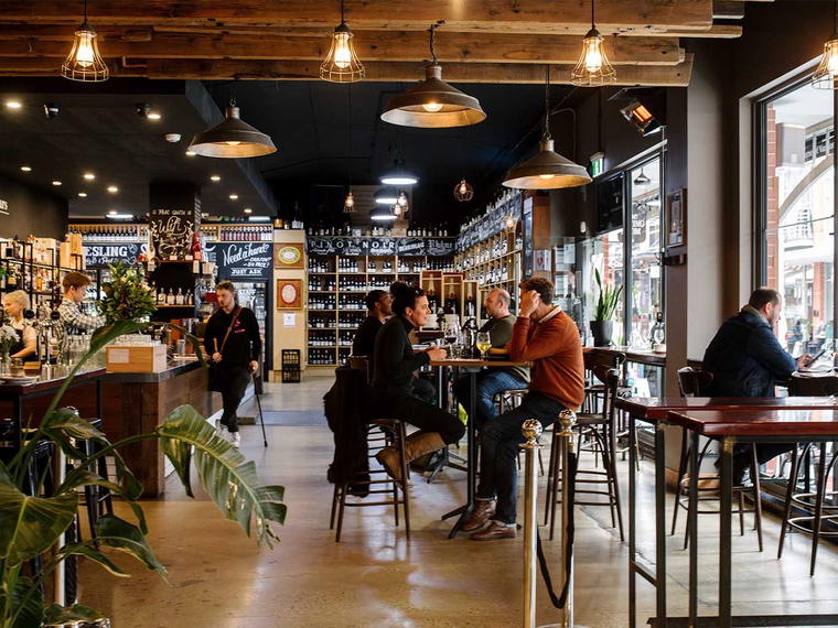 East End Cellars, Adelaide, Australia
