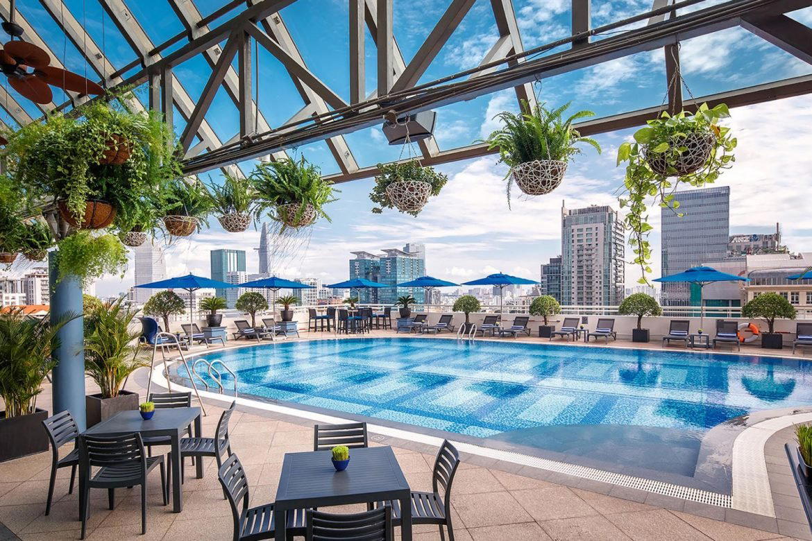 "S" Pool Bar & Dining bar in Ho Chi Minh City