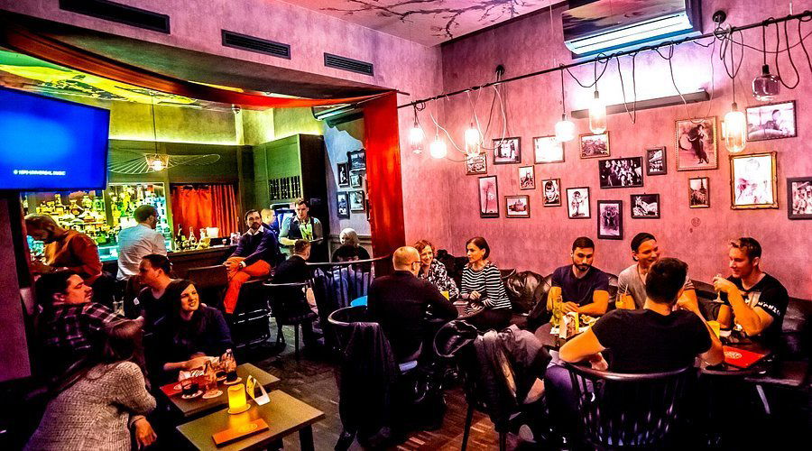 Tuk Tuk Bar, Bar in Budapest