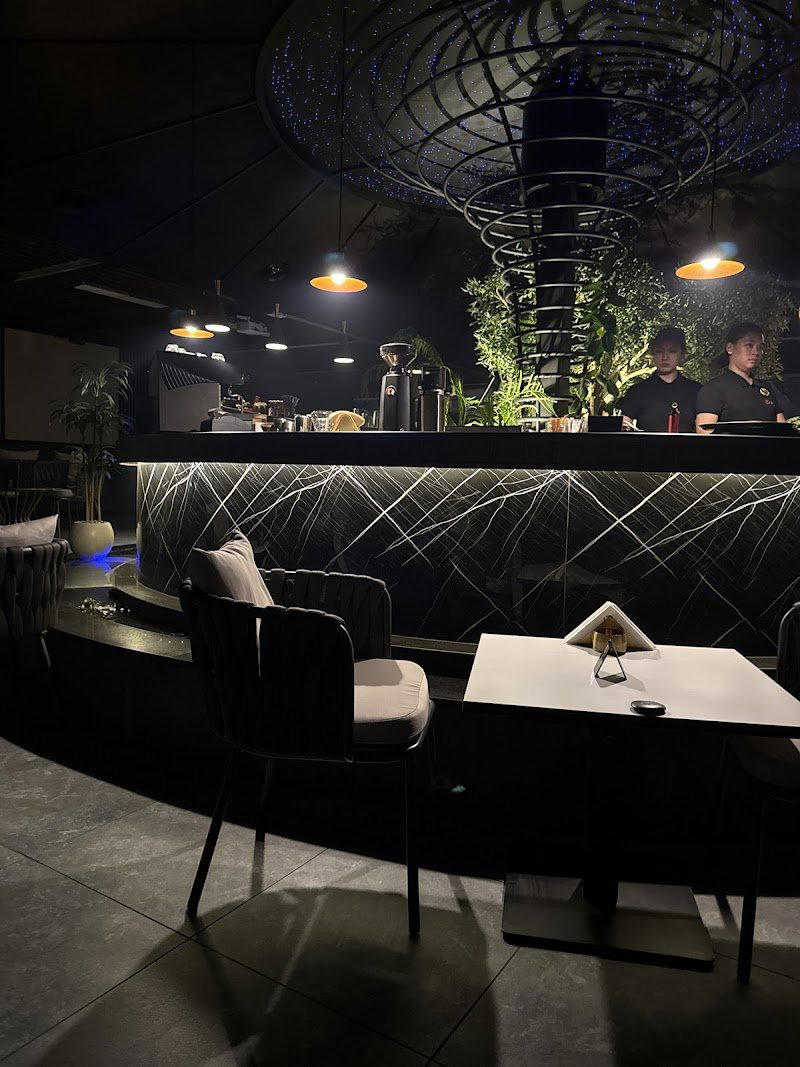 V Lounge bar in Riyadh