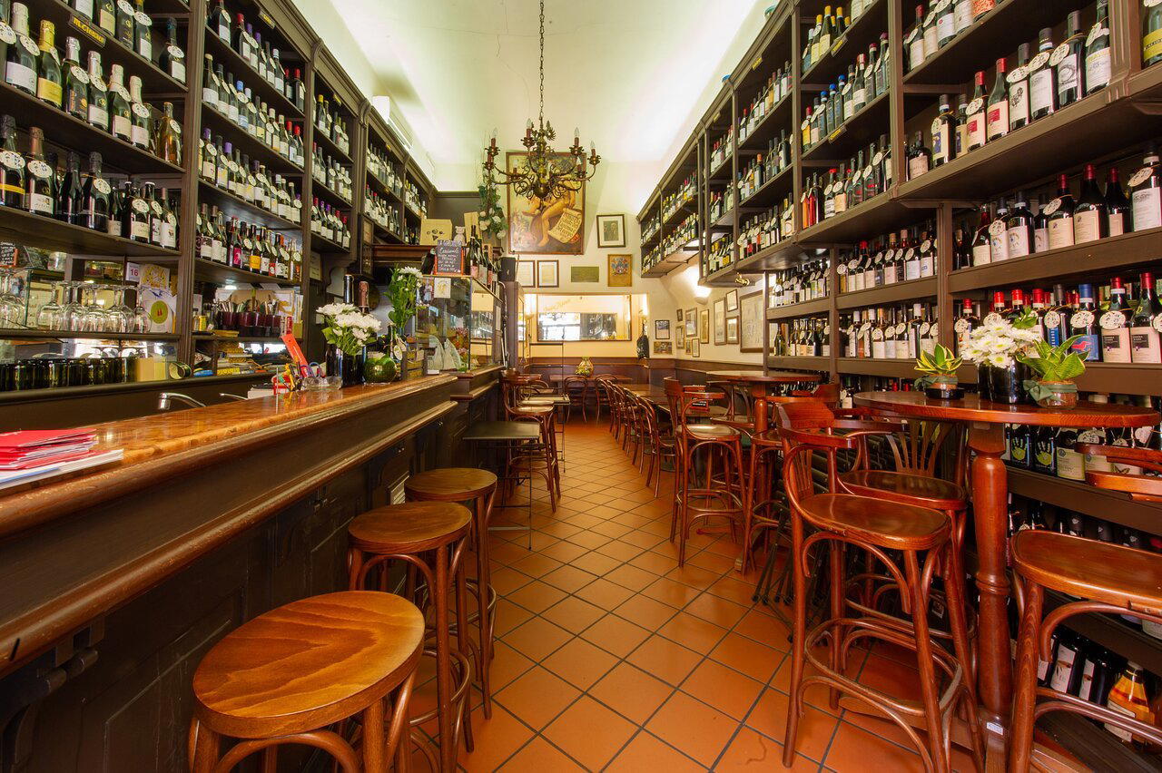 Enoteca Historical Faccioli - Enoteca Storica Vini Naturali bar in Bologna