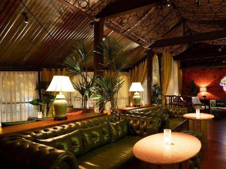 Mahaniyom Cocktail Bar, Bangkok, Thailand