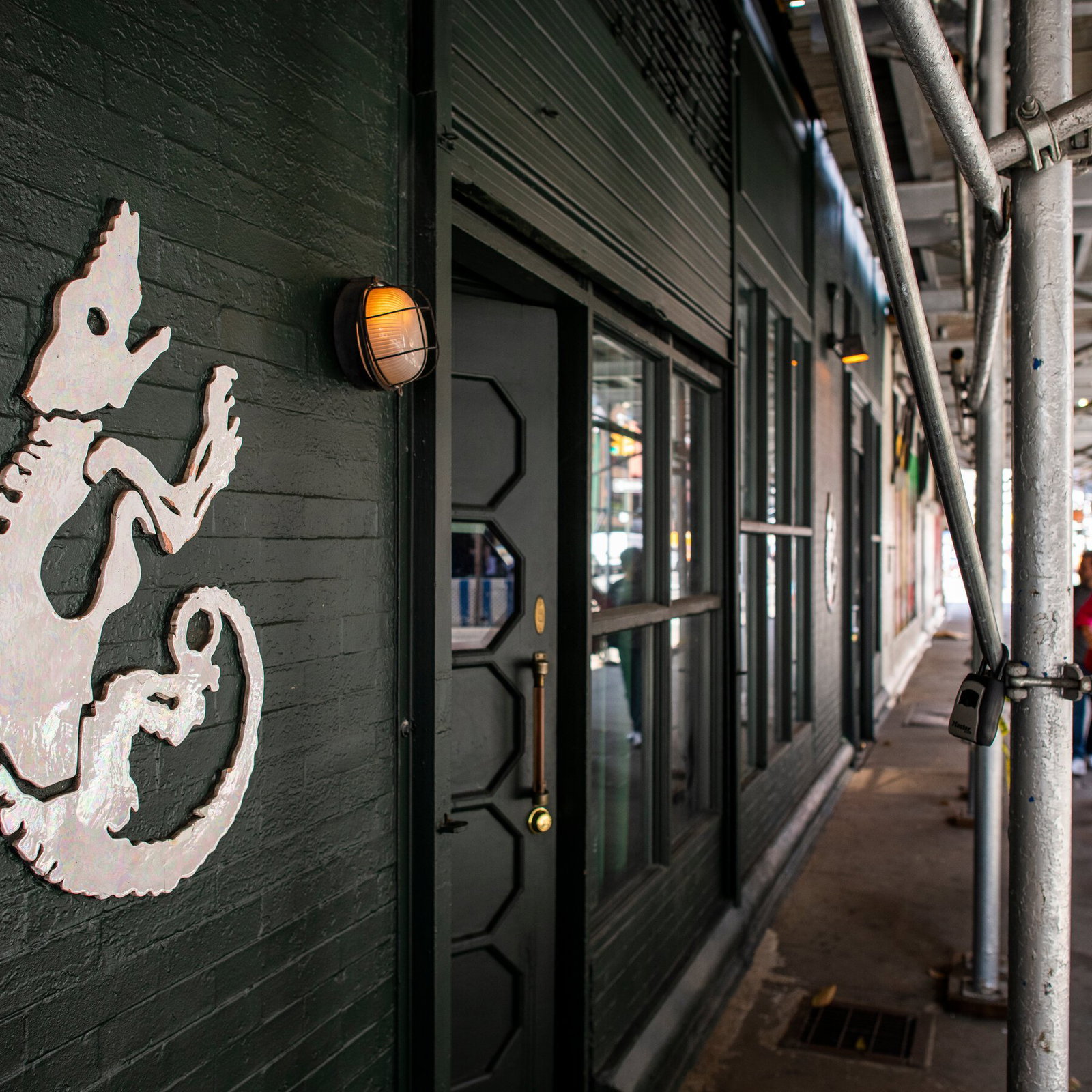 Temple Bar, New York City, United States