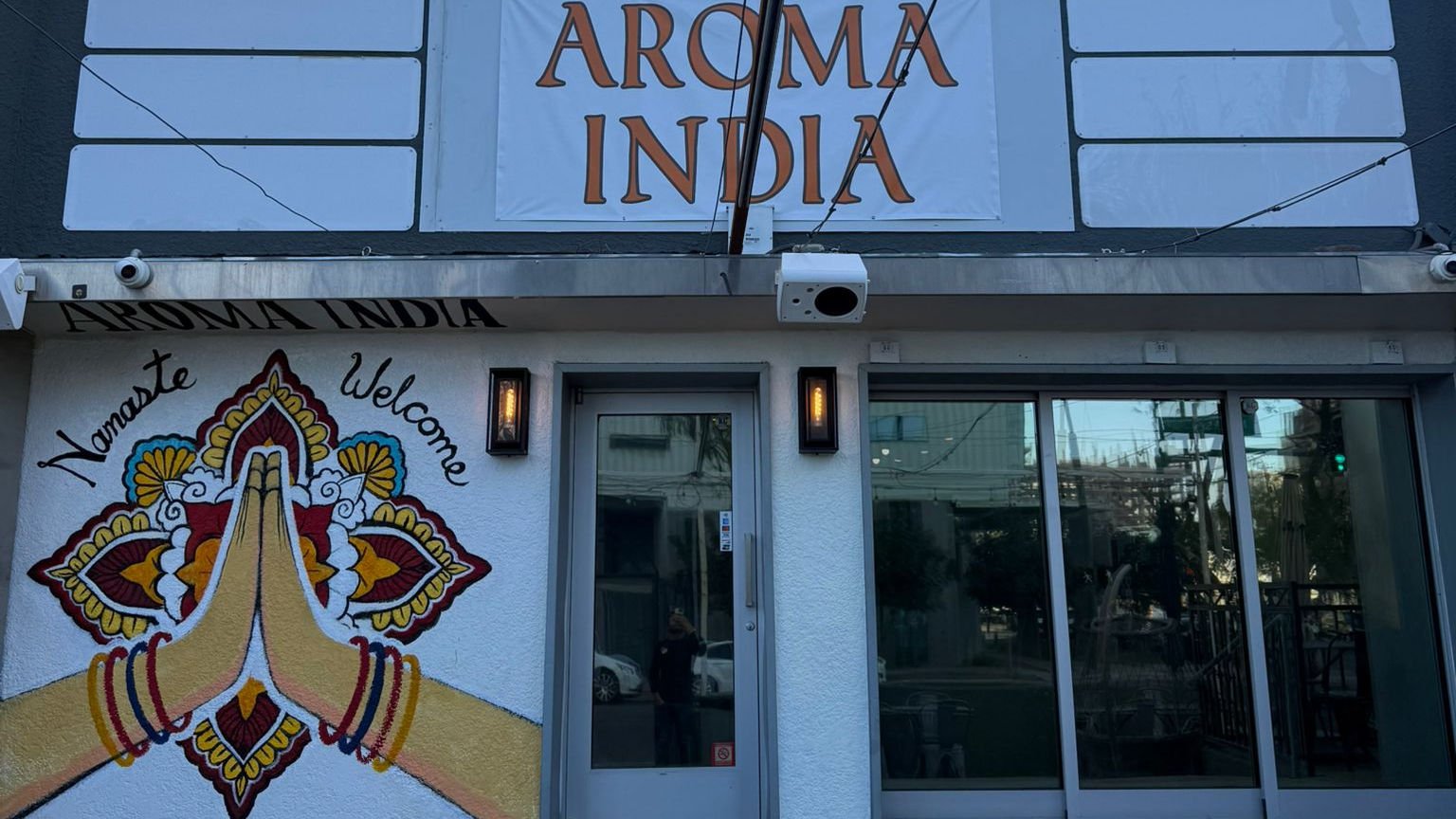 Aroma India (Cuisine and Bar) bar in Phoenix