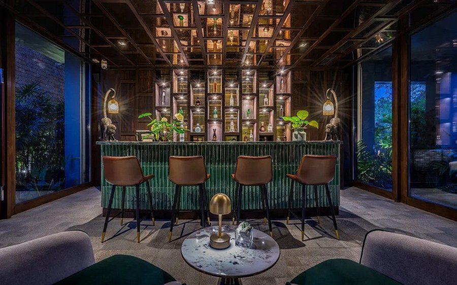 Bua Bar