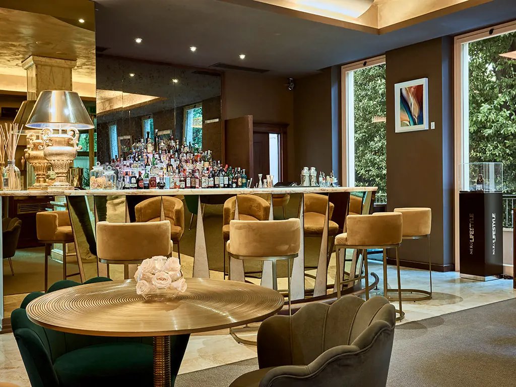 Golden Bar