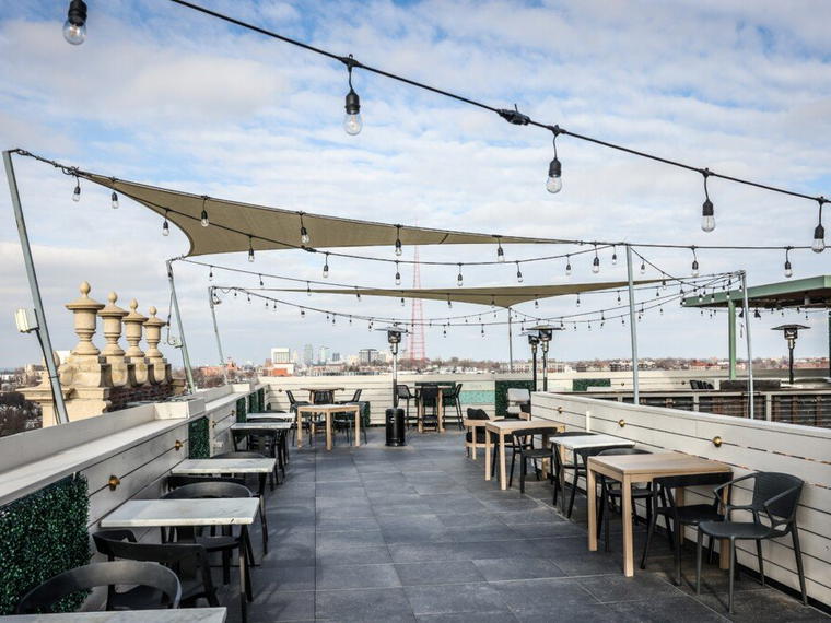 Blanc Champagne Bar, Kansas City, United States