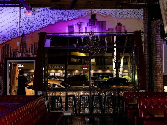 Backstage Bar & Grill, Culver City, United States
