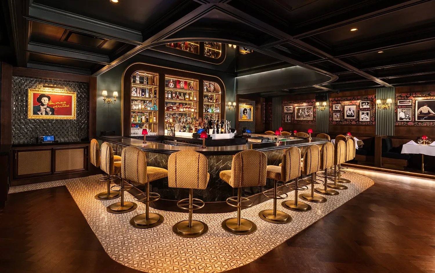 Anthony's Runway 84 bar in Fort Lauderdale, United States