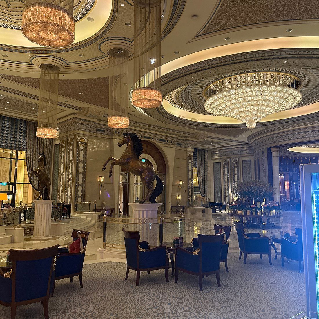 Chorisia Lounge, Bar in Riyadh