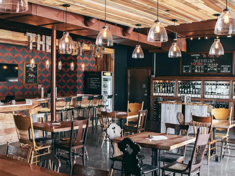 Wine Knot, Kenosha, United States
