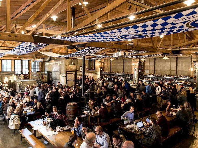 Queen Anne Beerhall, Seattle, United States