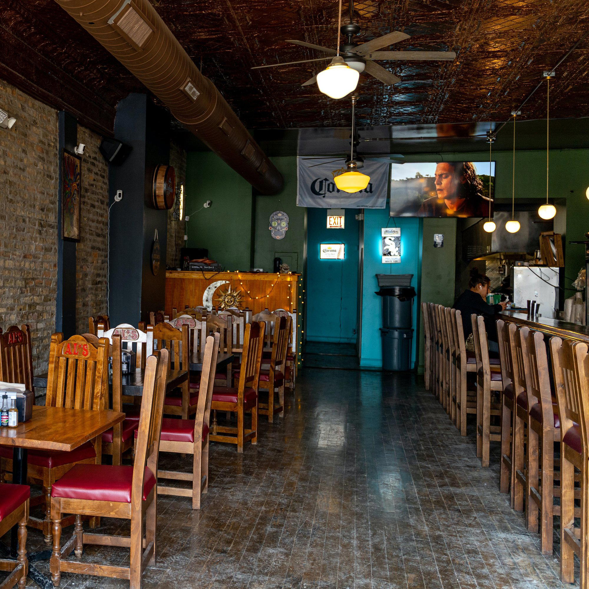 Aztec Dave's Cantina bar in Chicago