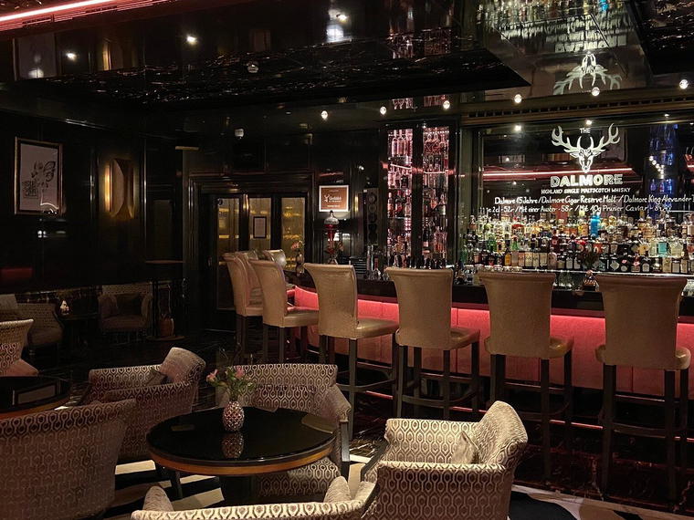 Bar & Smokers Lounge, Düsseldorf, Germany