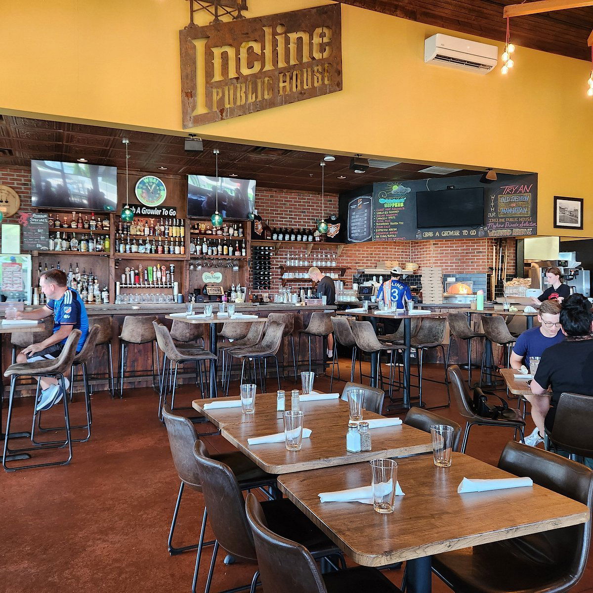 Incline Public House, Bar in Cincinnati