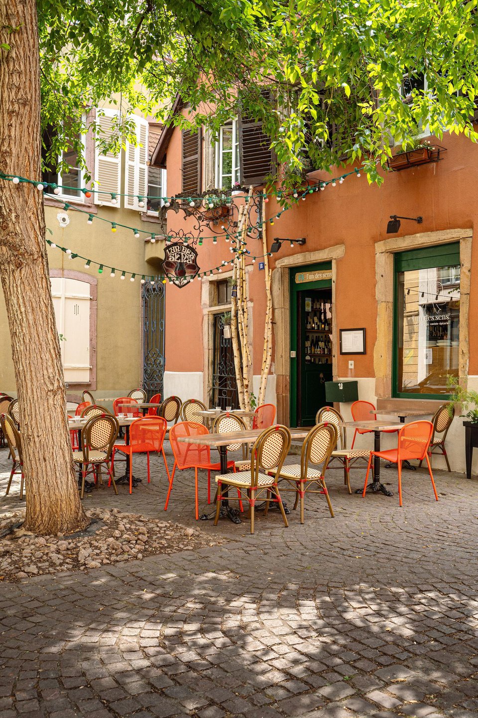L'Un des Sens bar in Colmar, France