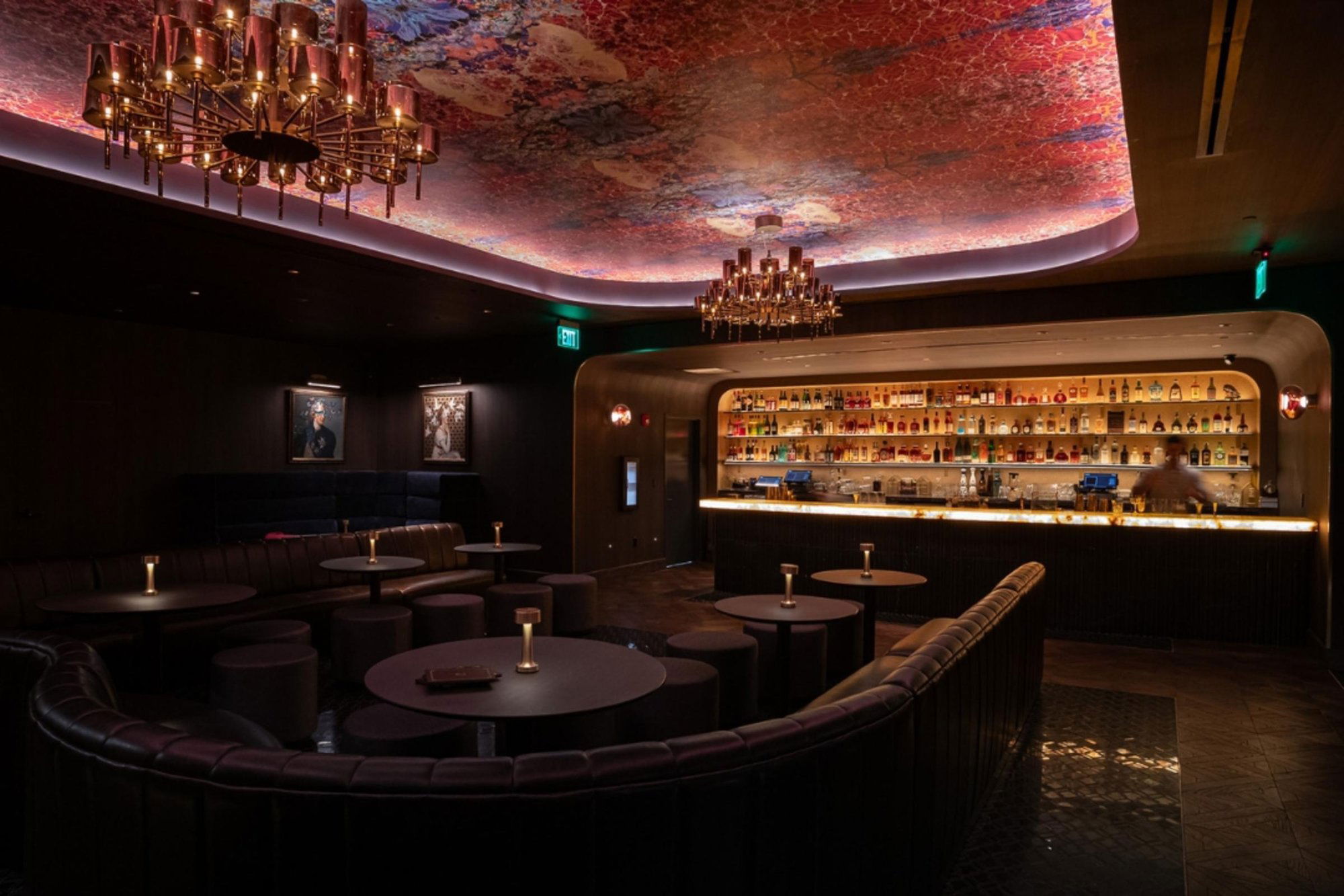 Jekyll, Bar in Tampa