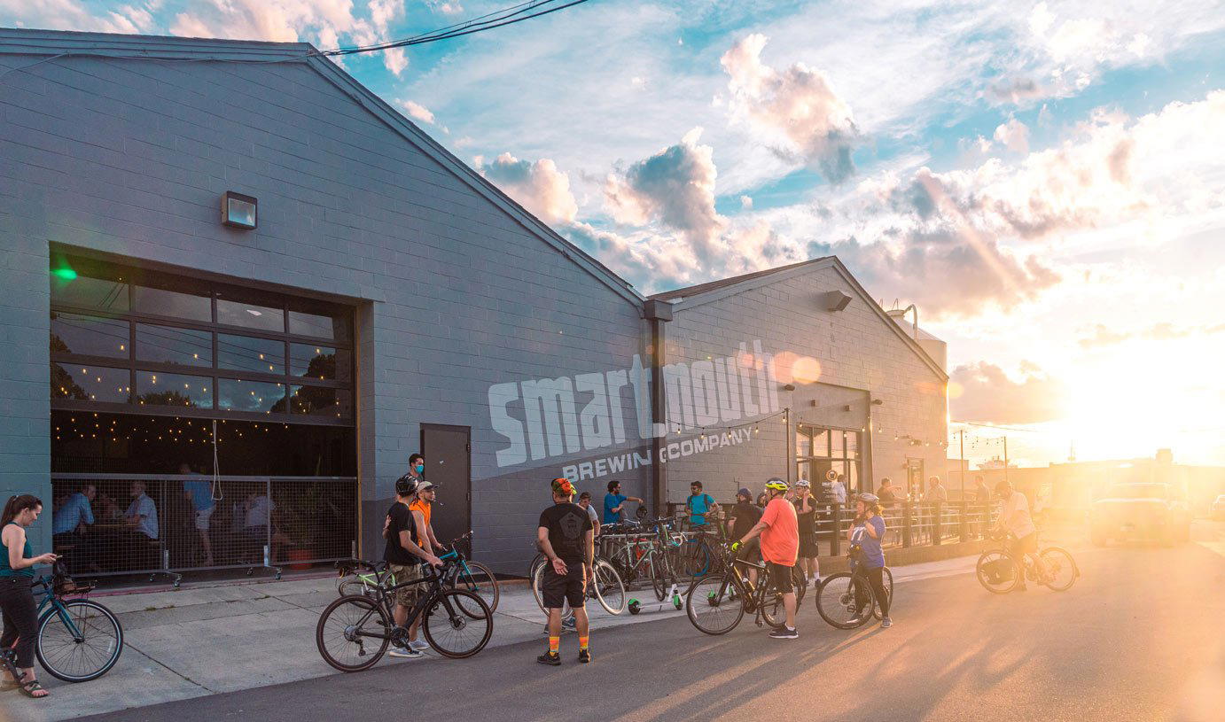 Smartmouth Brewing Co. bar in Norfolk, United States