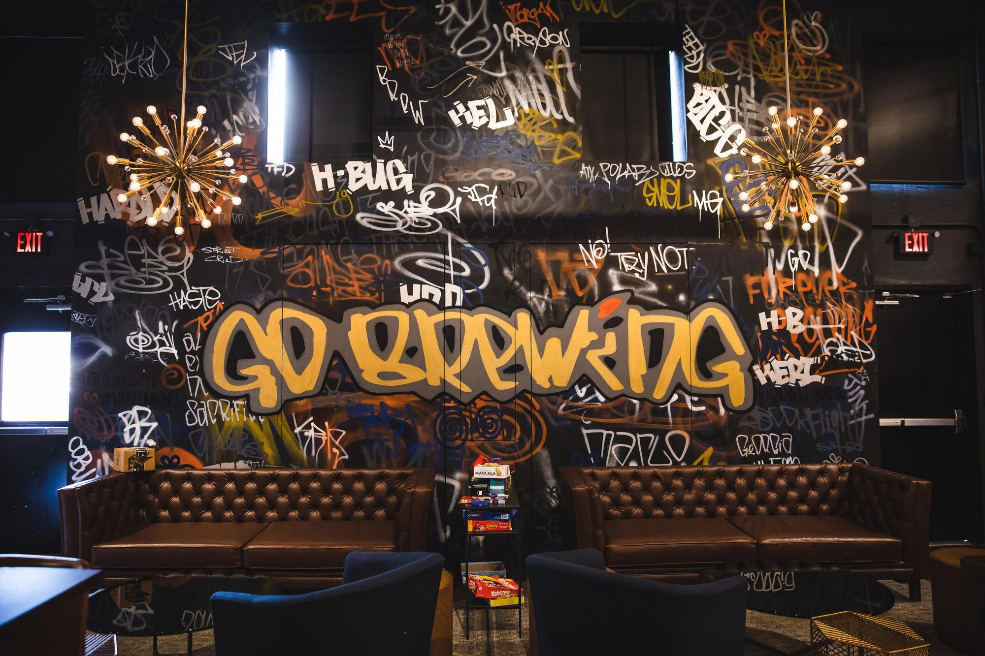 Go Brewing bar in Naperville