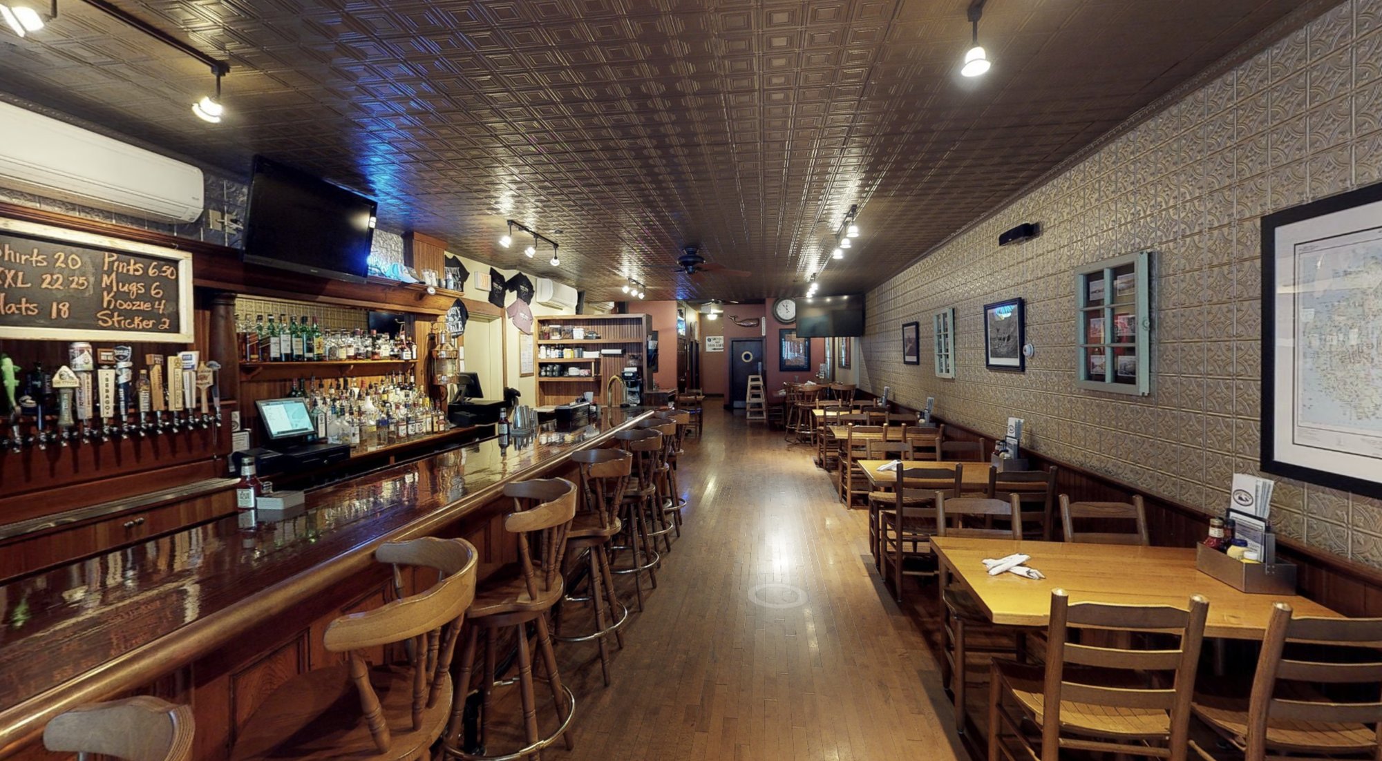 Thirsty Whale Tavern, Bar Harbor, United States