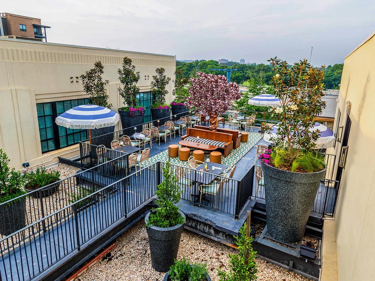 Lunatique Rooftop Bar, San Antonio, United States