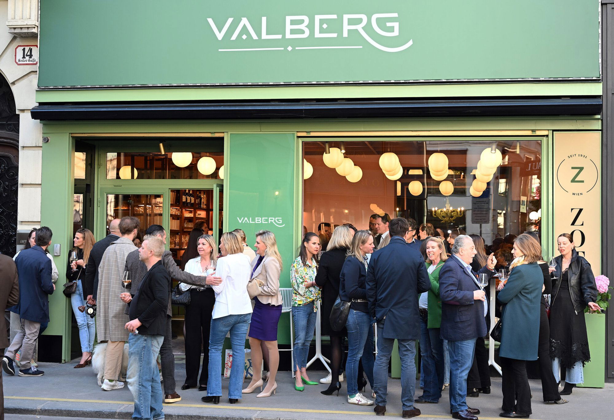 Valberg, Bar in Vienna