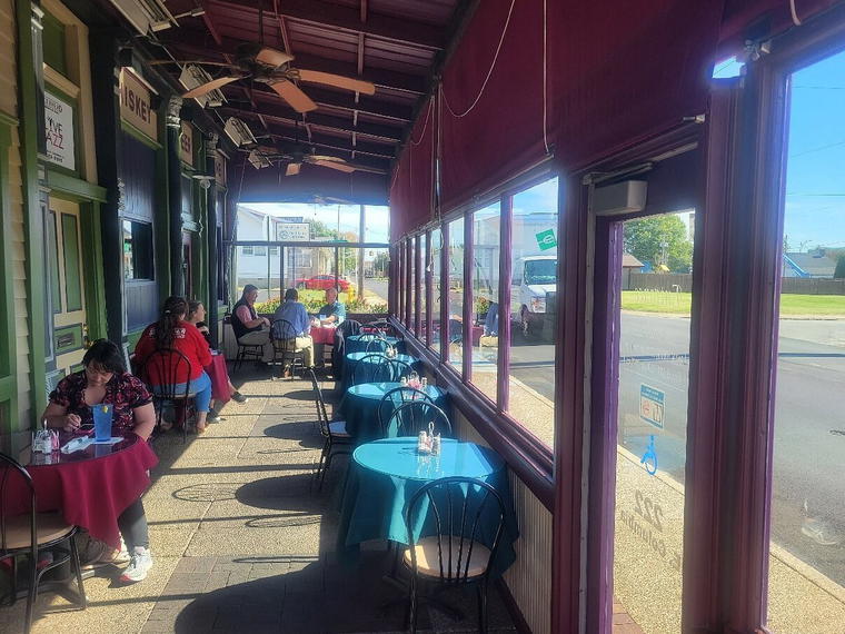 Deerhead Sidewalk Cafe & Bar, Evansville, United States