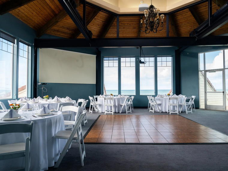 Puerto 27 Restaurant, Pacifica, United States