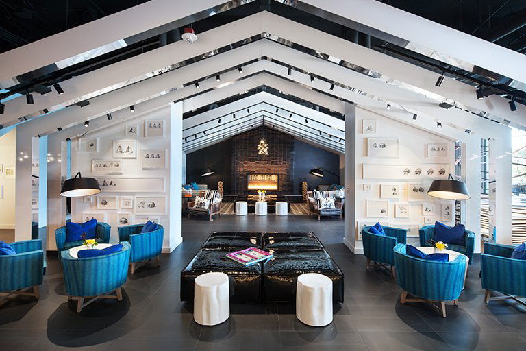 Salon Bellevue, Bar in Austrian Alps