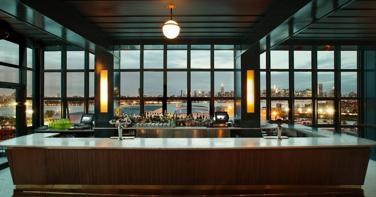 The Ides Bar, Bar in New York City