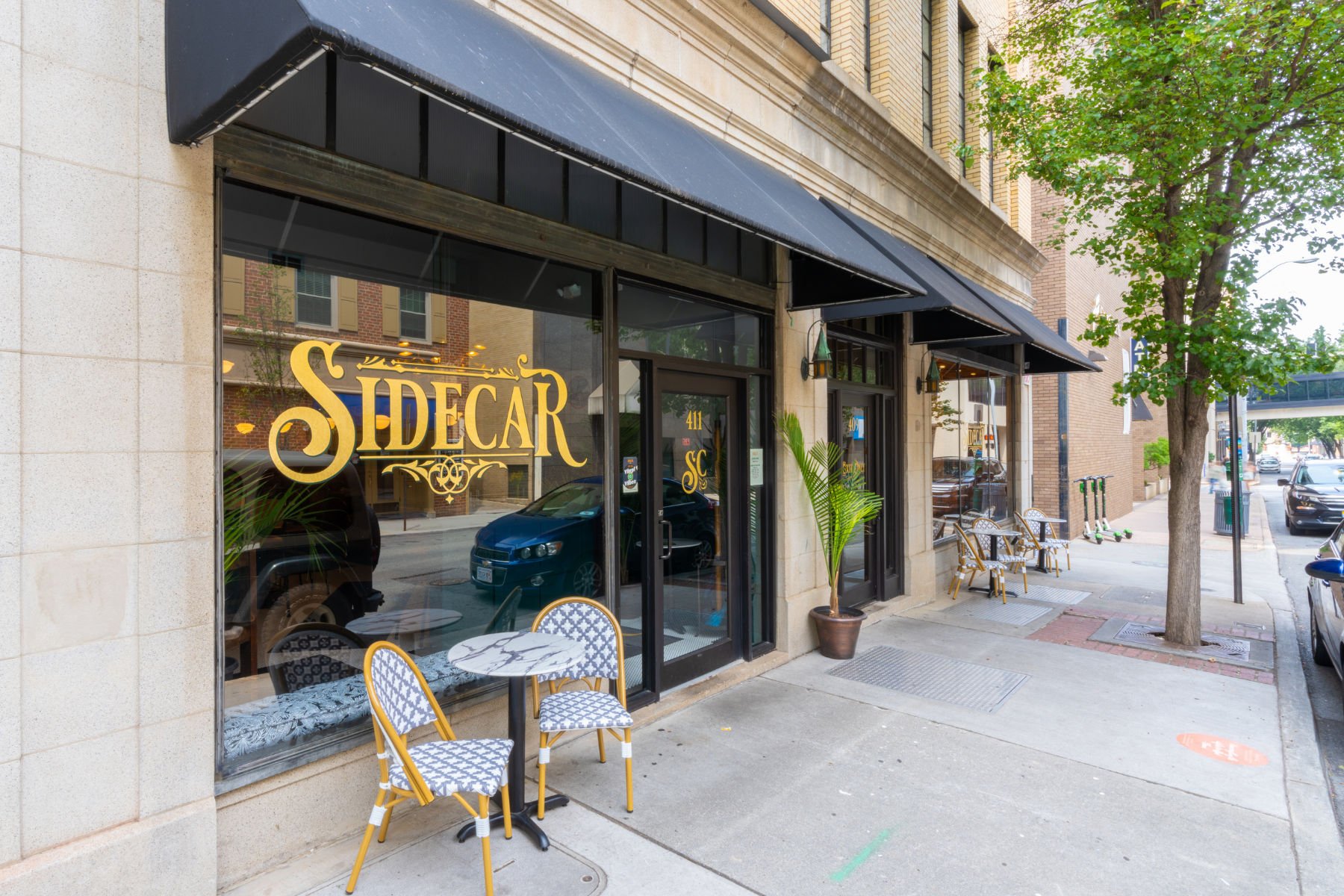 Sidecar bar in Roanoke, United States