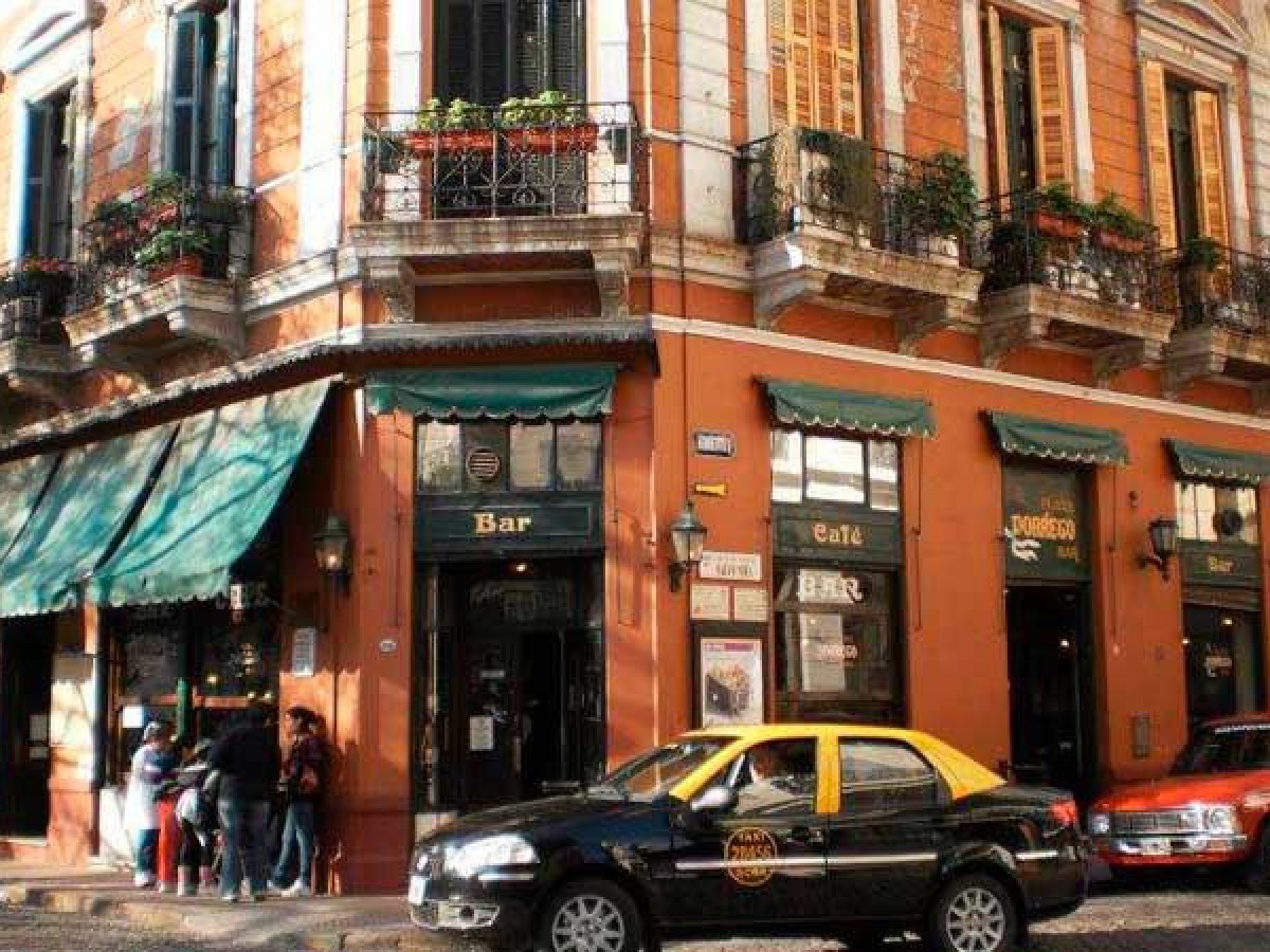 Plaza Dorrego Bar