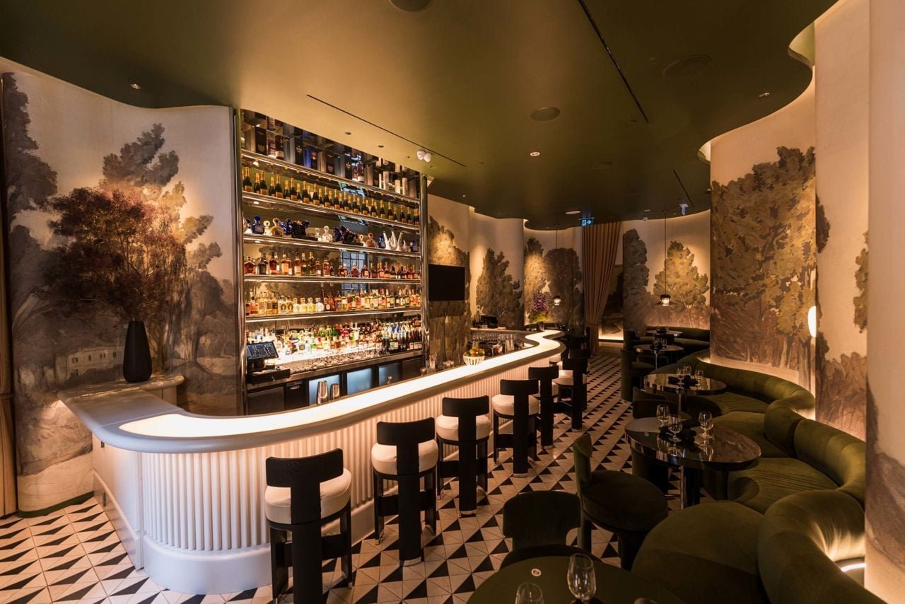 Daphne, Bar in Toronto