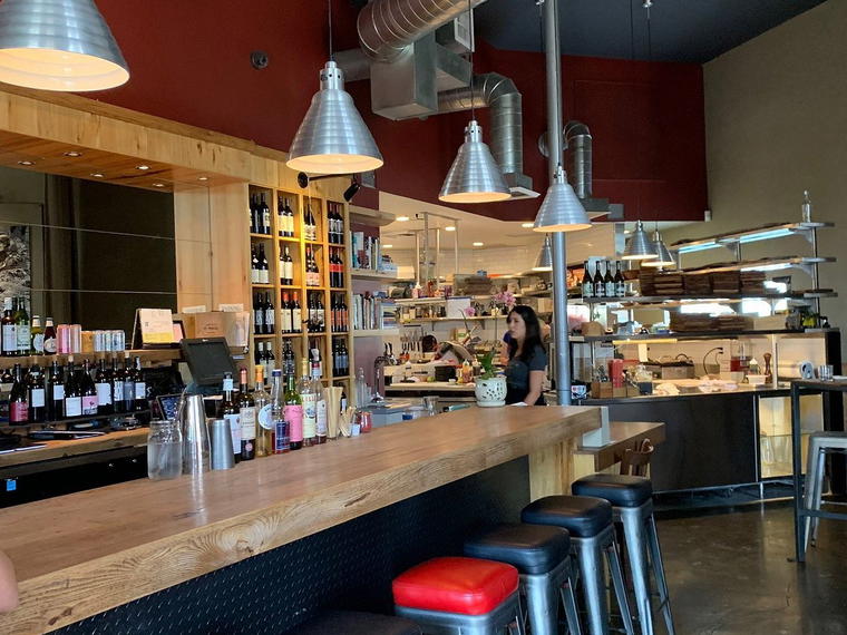 Camp 4 Wine Café, Modesto, United States