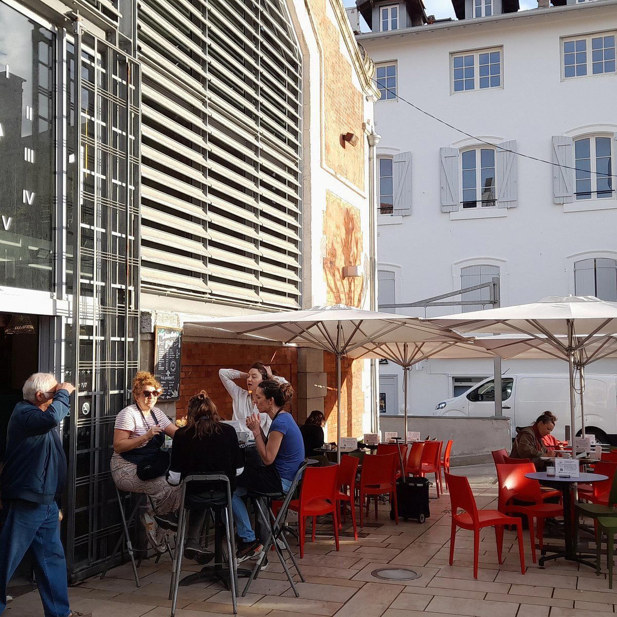 L'amuse Gueule bar in Biarritz