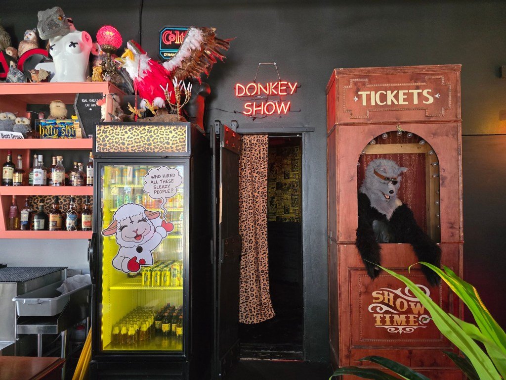 Glory Hole, Bar in Denver