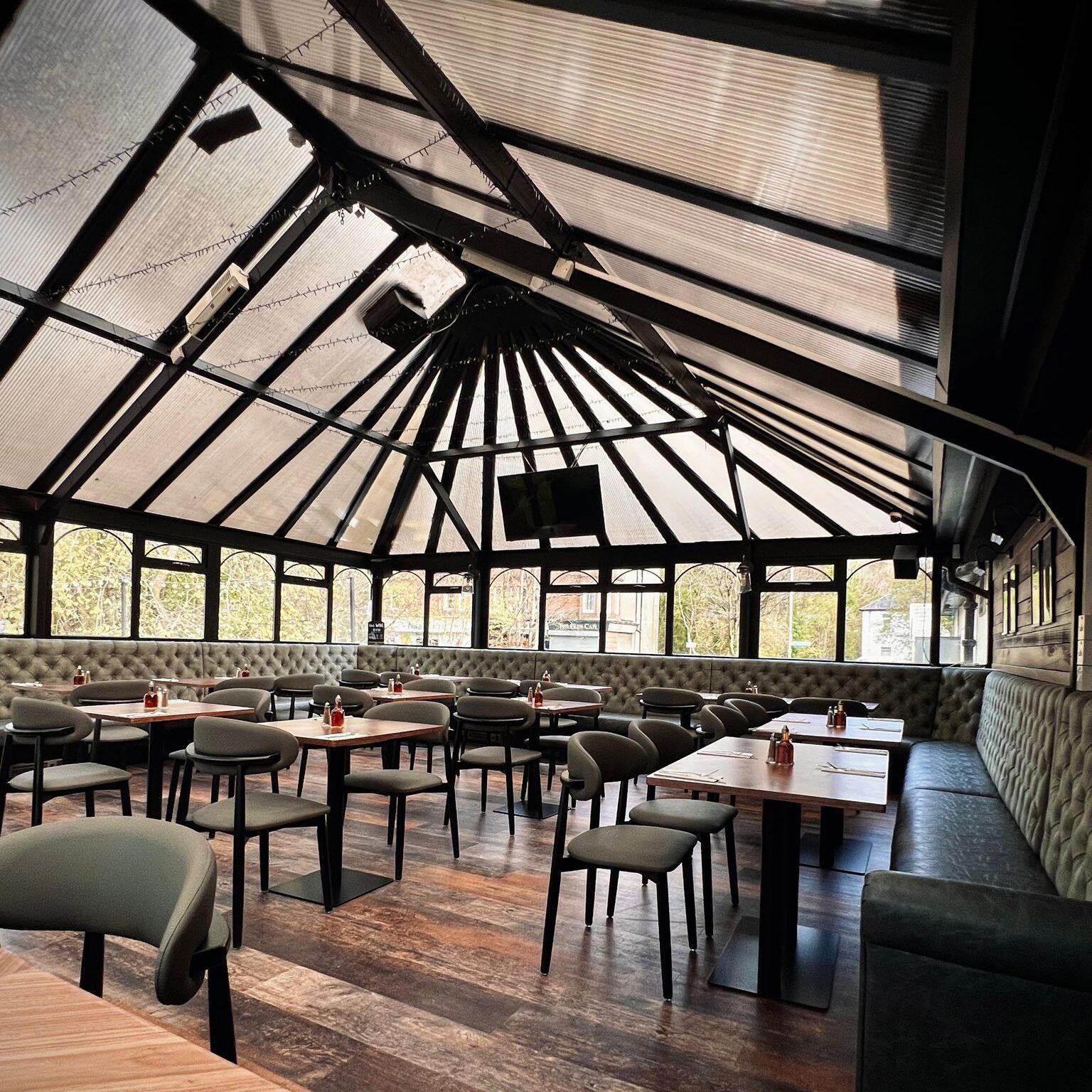 The Glen Lusset bar in Old Kilpatrick