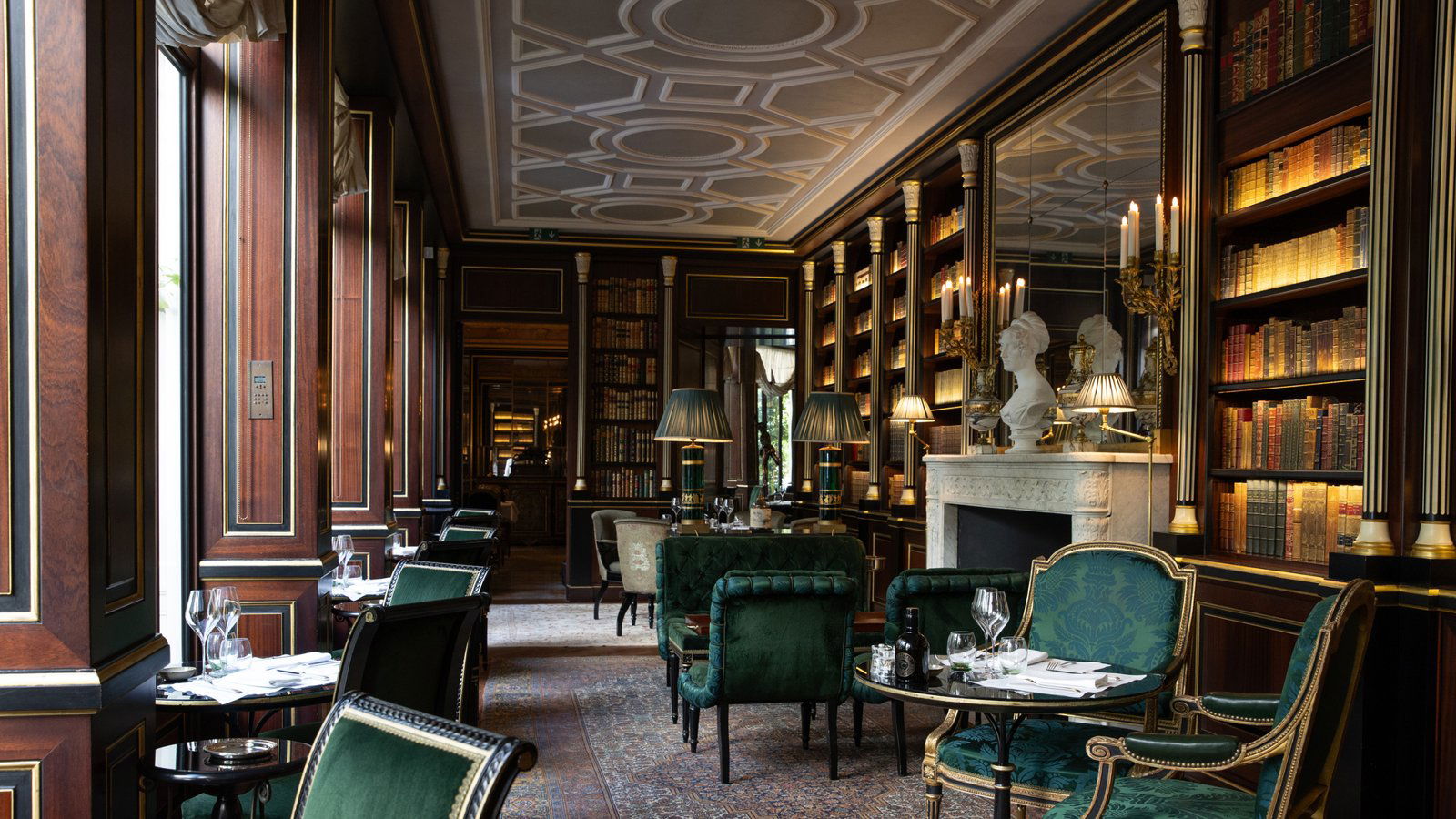 Library Bar, Bar in Paris