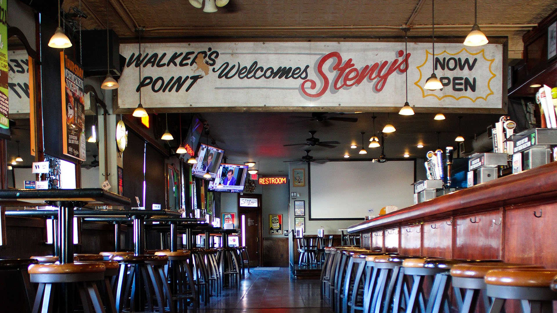 Steny's Tavern & Grill, Bar in Milwaukee