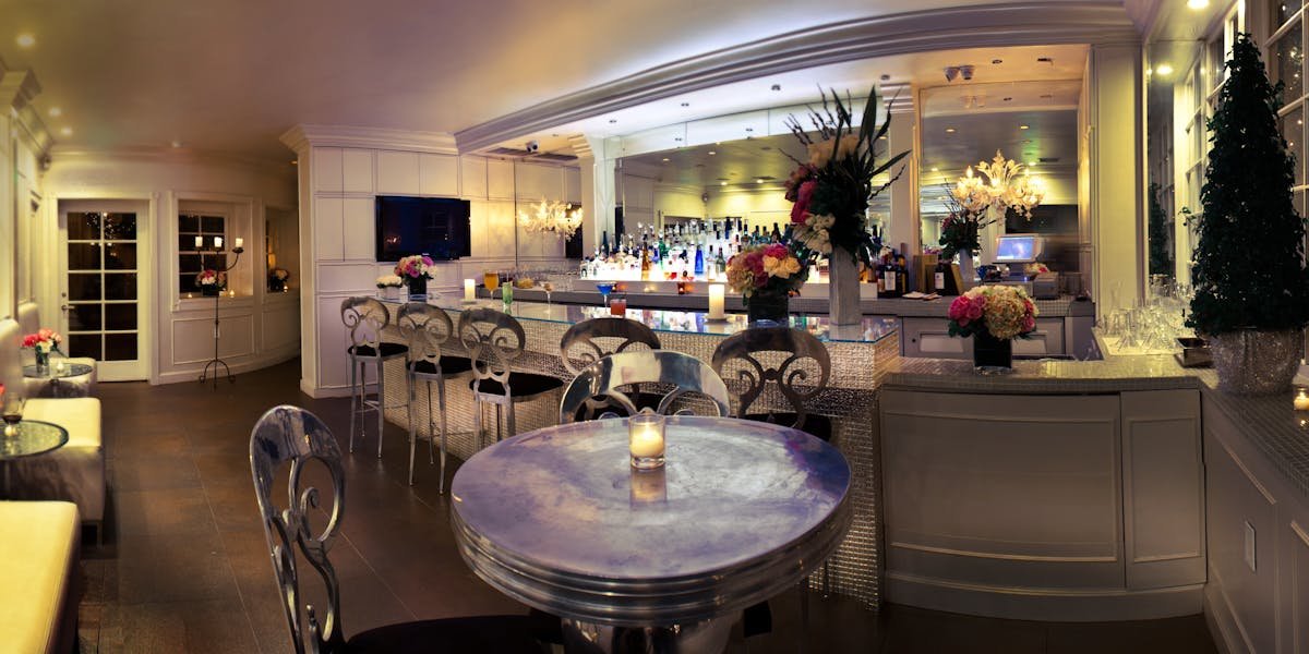 Il Cielo, Bar in Beverly Hills
