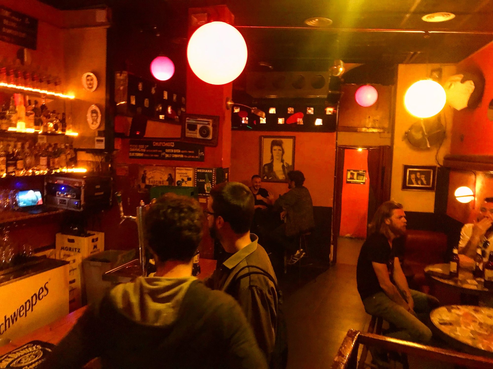 Bar Manchester, Bar in Barcelona