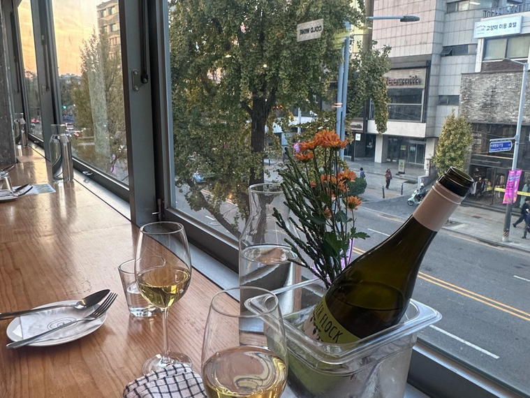 Wine Vin, Busan, South Korea
